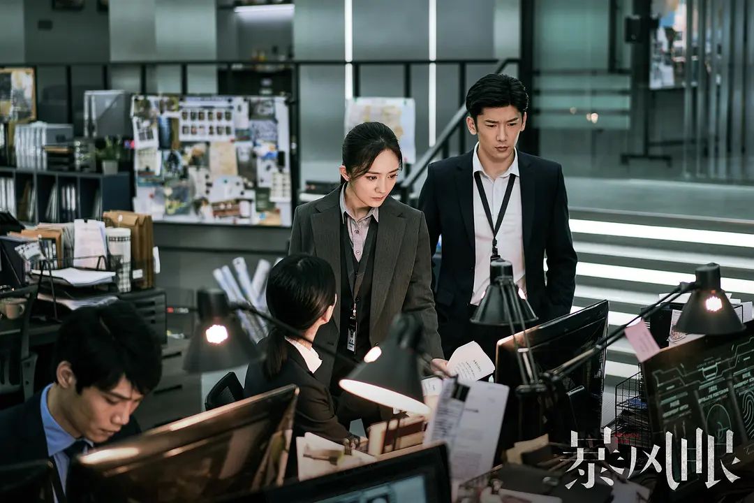 暴风眼：在风暴来临前，我们很难看到涟漪